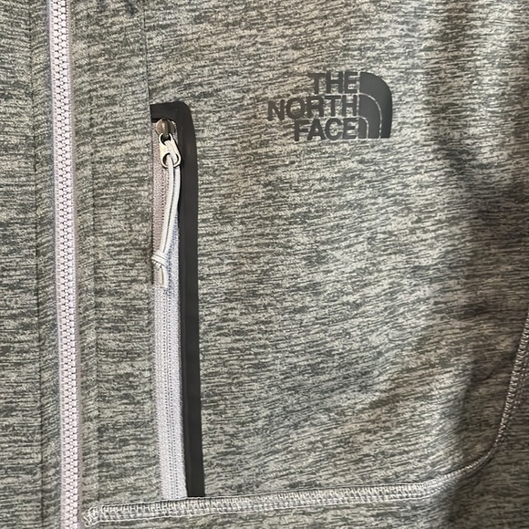 The North Face Zipper Pullover - Picture 4 of 8